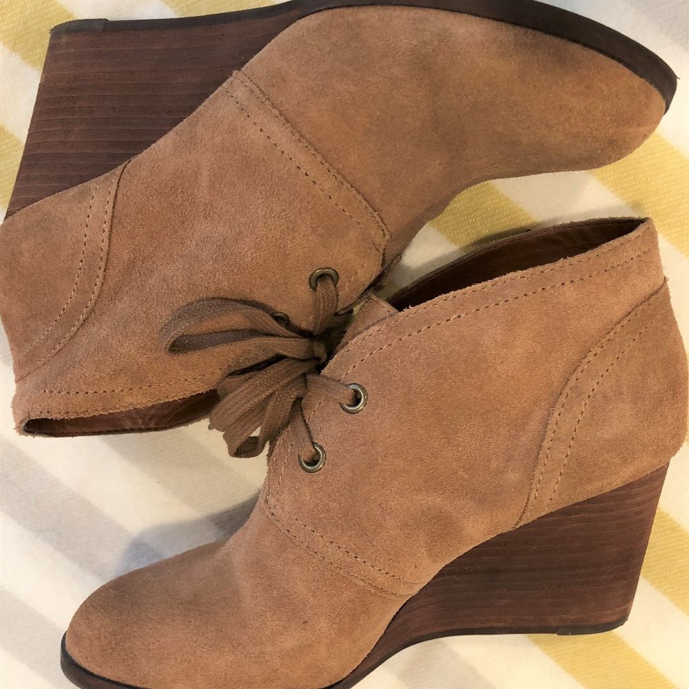 Lucky Brand Camel Suede Sway Booties
